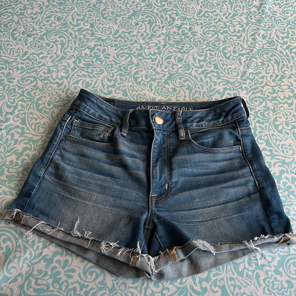 Women’s American Eagle hi rise shortie